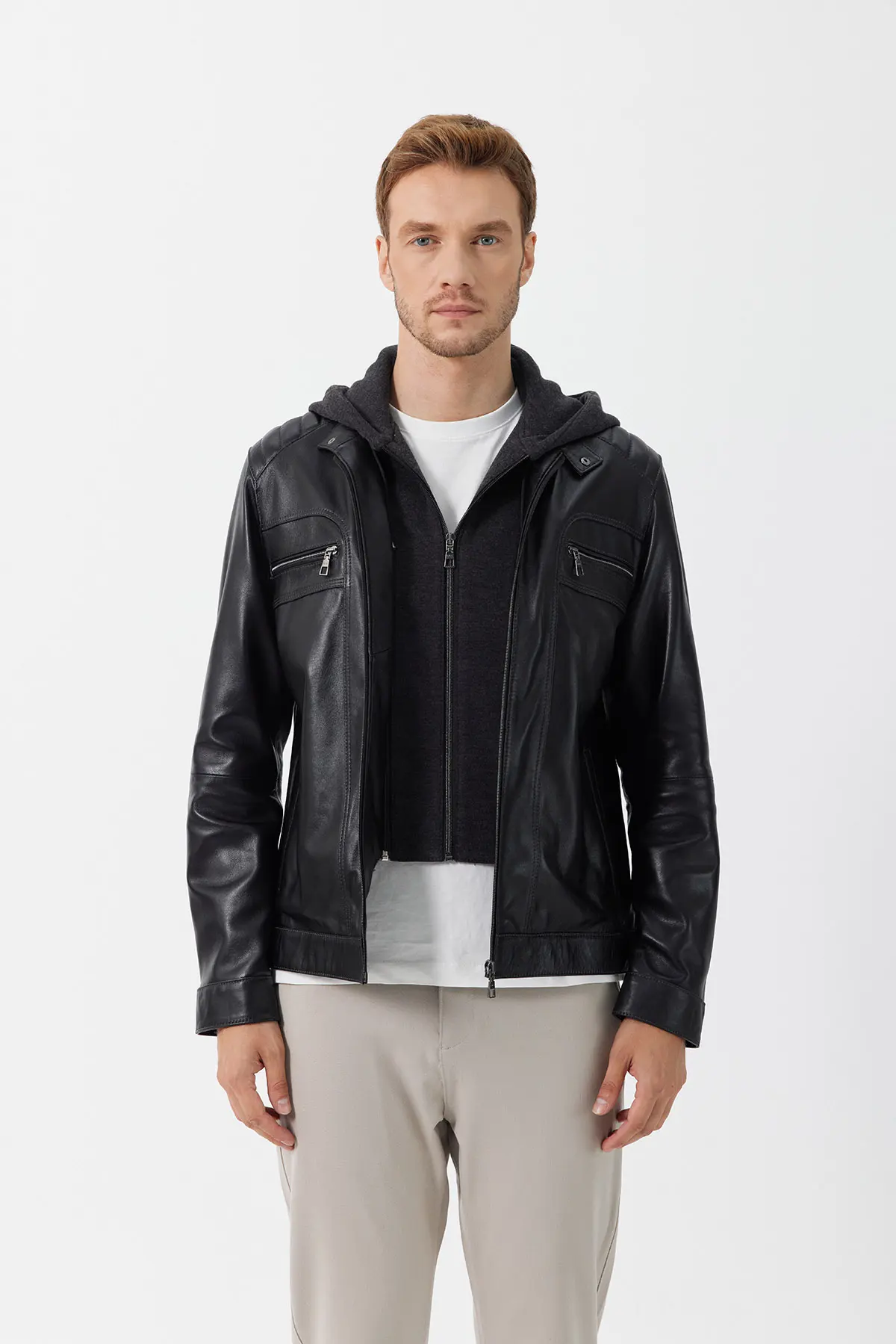 Dericompany fashion and product photography, image 7