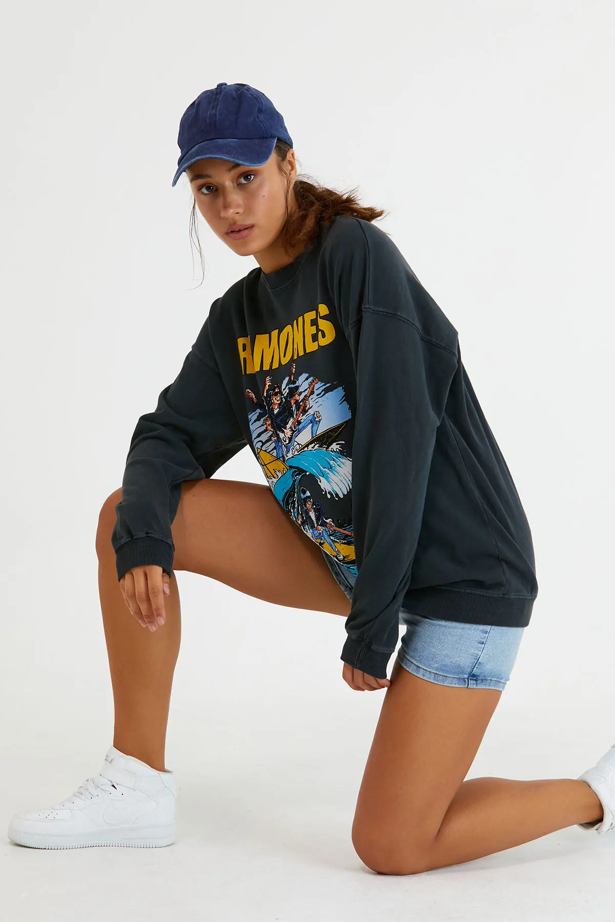 SnowBasic FW/23 fashion and product photography, image 3